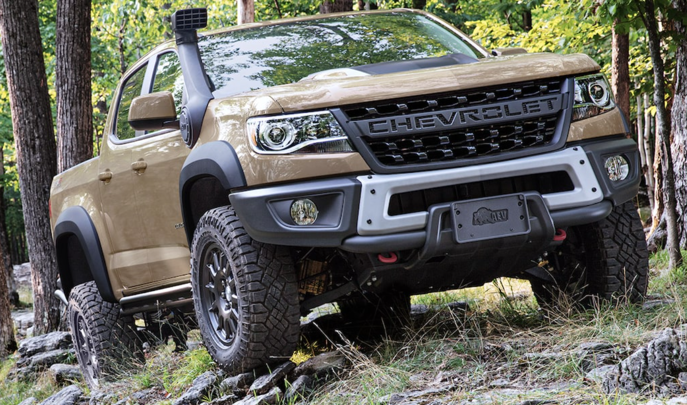 features of 2022 chevy colorado