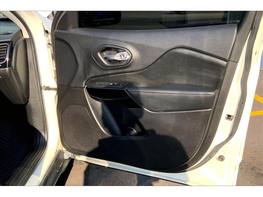 2019 Jeep Cherokee Altitude