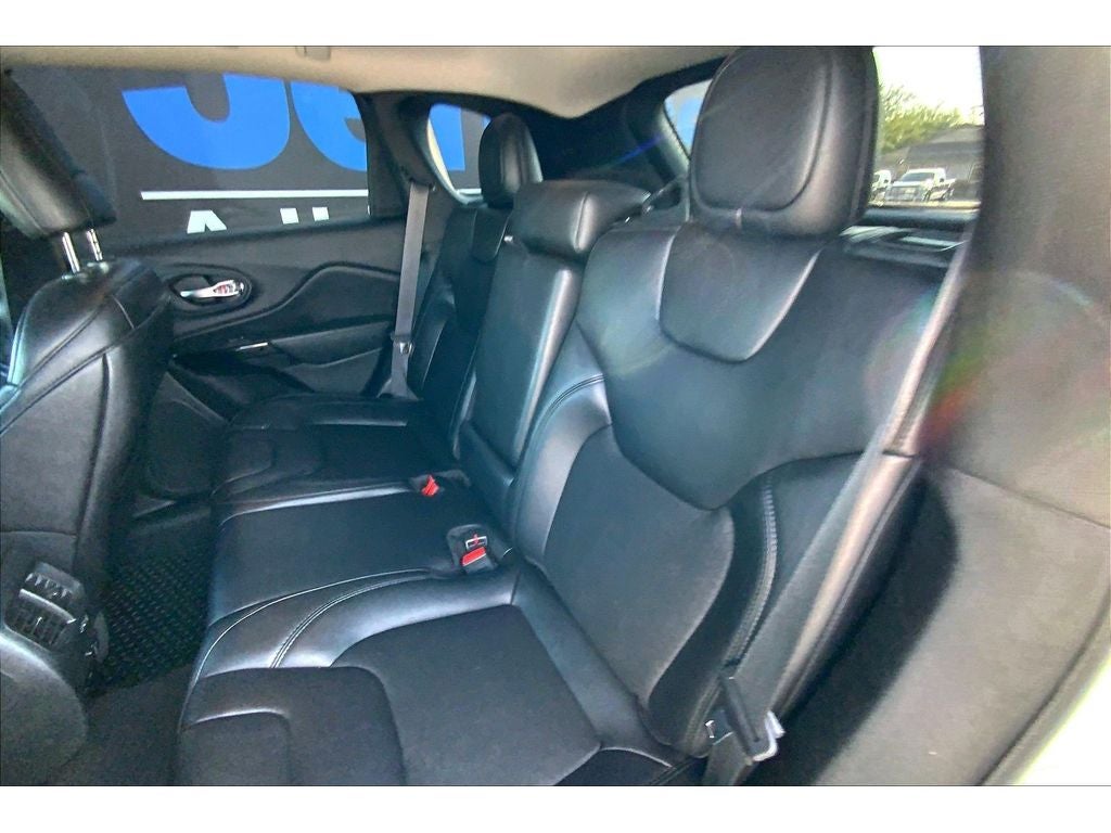 2019 Jeep Cherokee Altitude