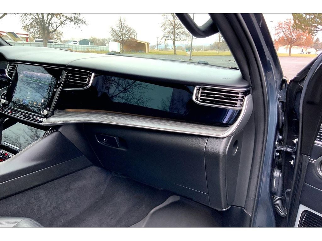 2023 Jeep Wagoneer L Series III