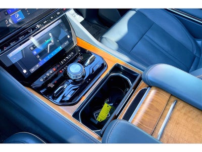 2023 Jeep Grand Wagoneer Series II