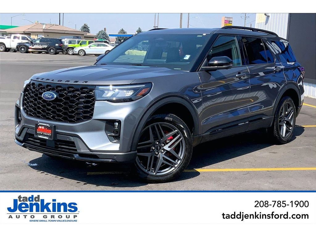 2025 Ford Explorer ST-Line