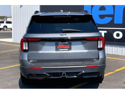 2025 Ford Explorer ST-Line