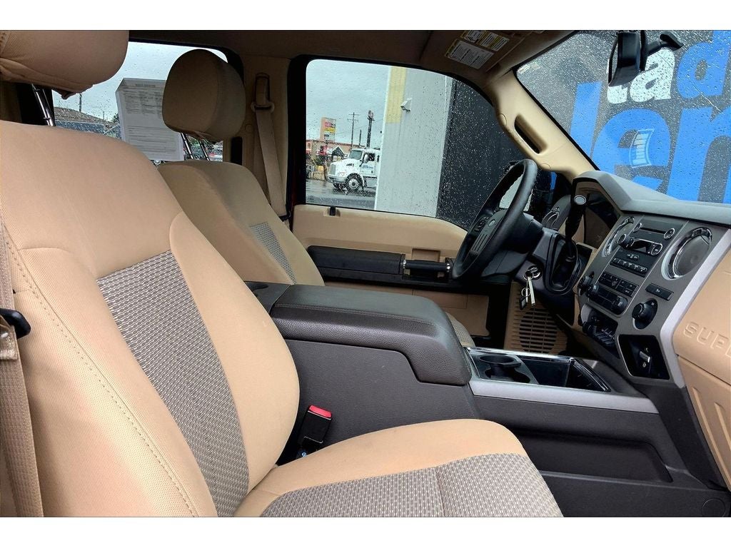 2016 Ford F-250 Super Duty LARIAT