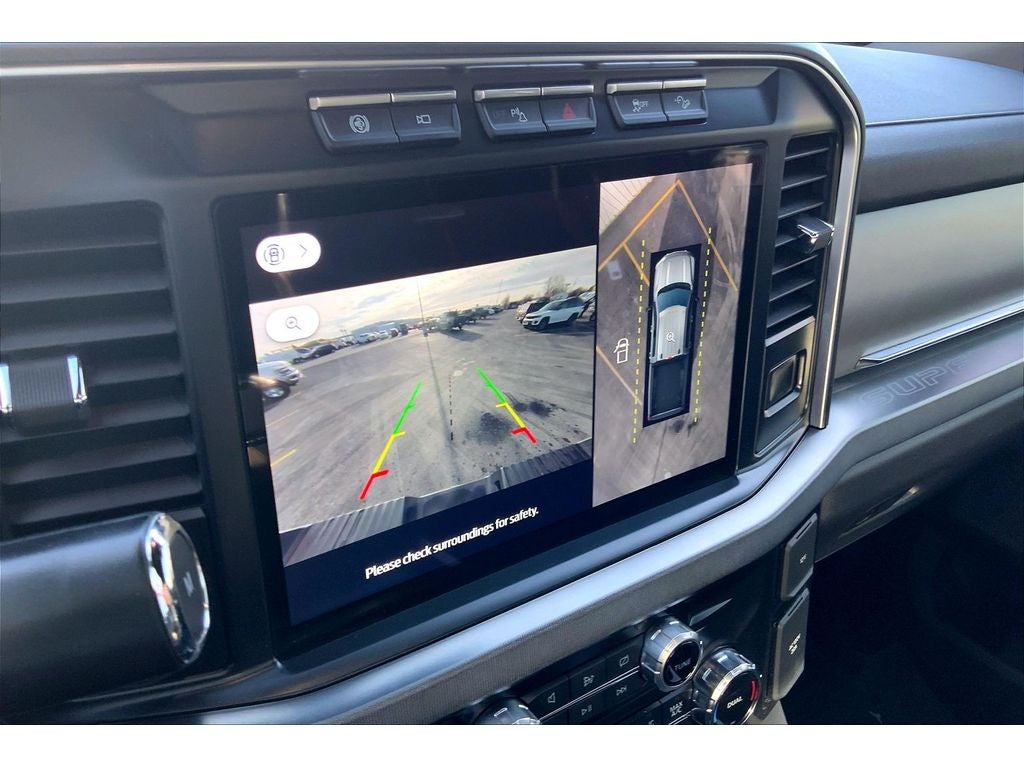 2024 Ford F-350 Super Duty Platinum