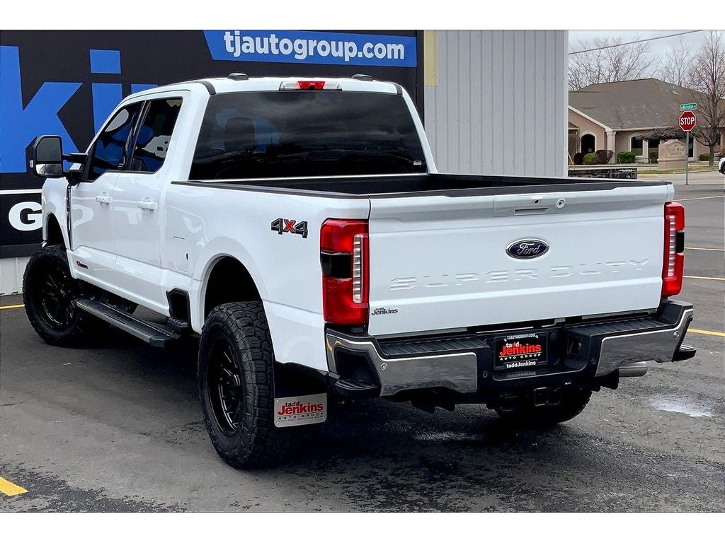 2025 Ford F-350 Super Duty LARIAT