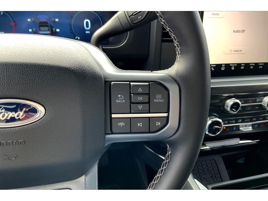 2025 Ford F-350 Super Duty LARIAT