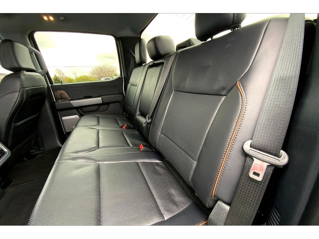 2025 Ford F-350 Super Duty LARIAT