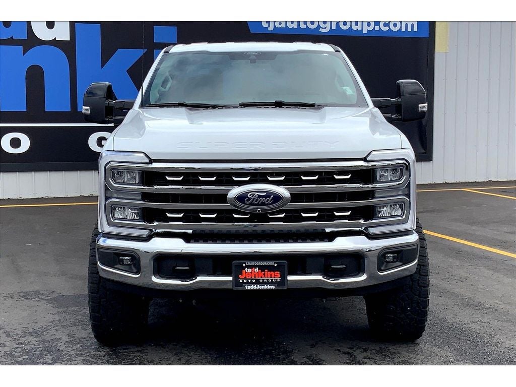 2025 Ford F-350 Super Duty LARIAT