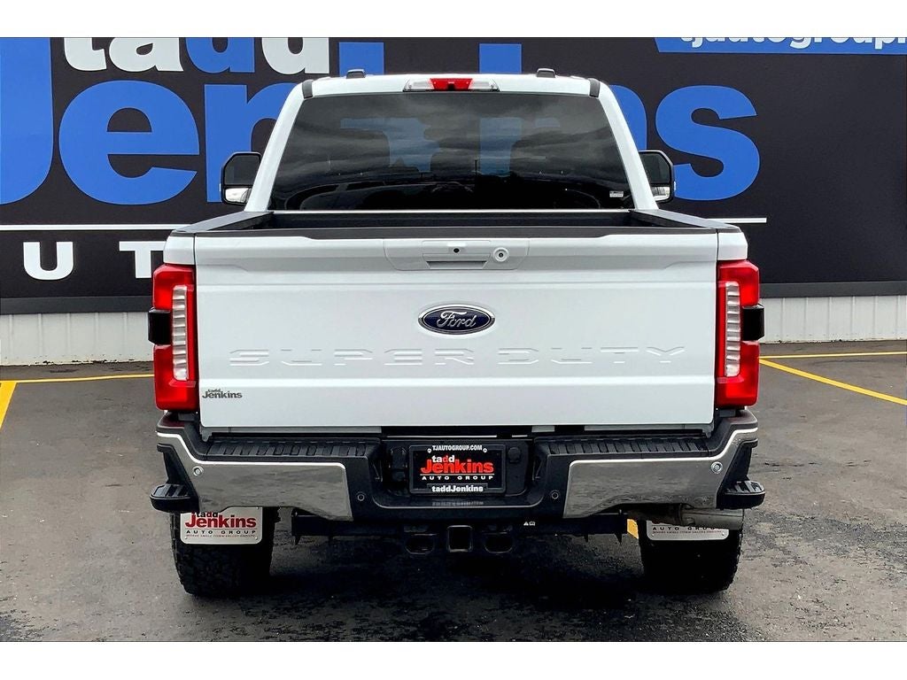 2025 Ford F-350 Super Duty LARIAT