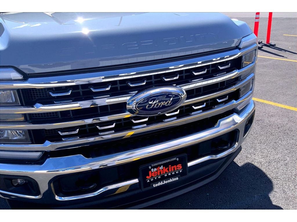 2025 Ford F-350 Super Duty LARIAT