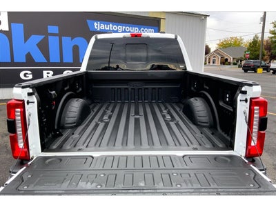 2025 Ford F-350 Super Duty LARIAT