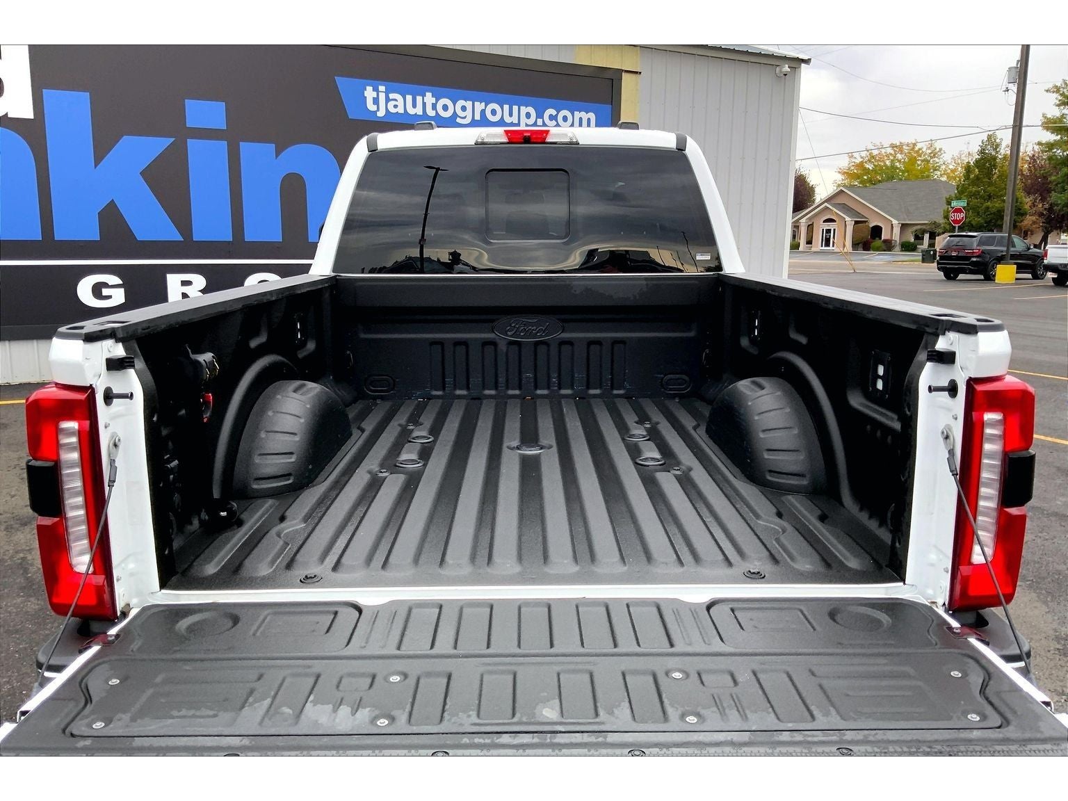 2025 Ford F-350 Super Duty LARIAT