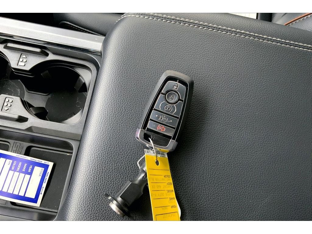 2025 Ford F-350 Super Duty LARIAT