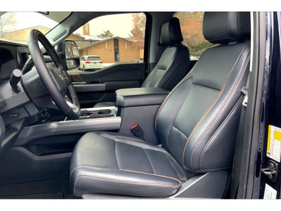 2025 Ford F-350 Super Duty LARIAT