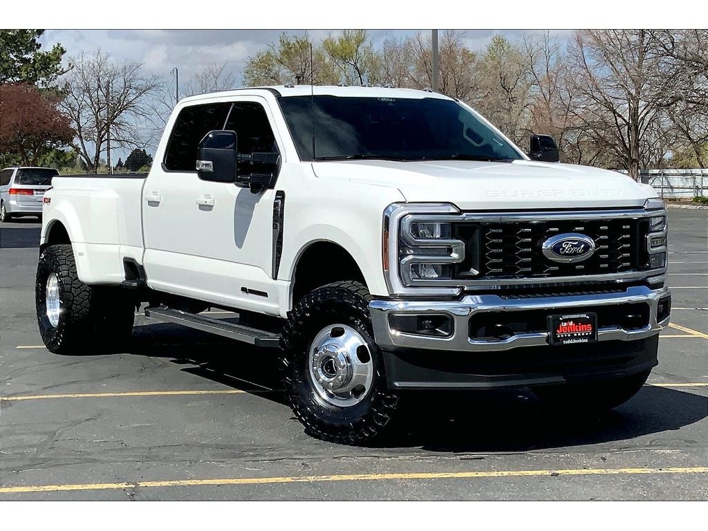 2024 Ford F-350 Super Duty LARIAT