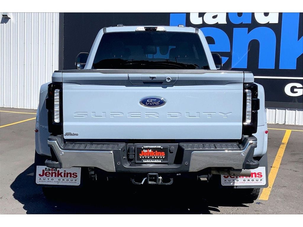 2026 Ford F-450 LARIAT