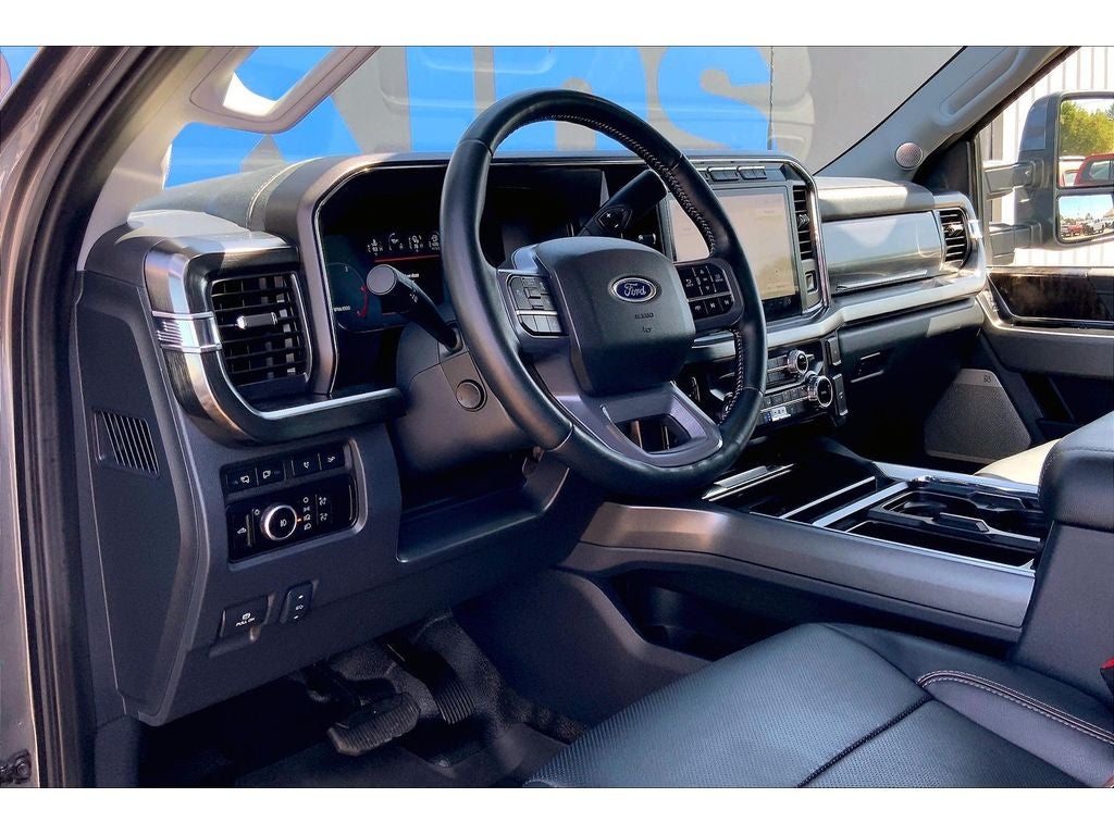 2023 Ford F-450 LARIAT