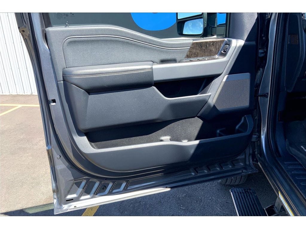2023 Ford F-450 LARIAT