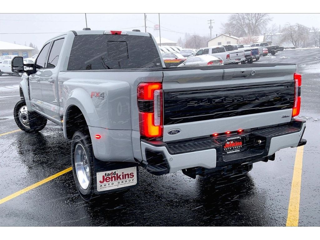 2025 Ford F-450 Platinum