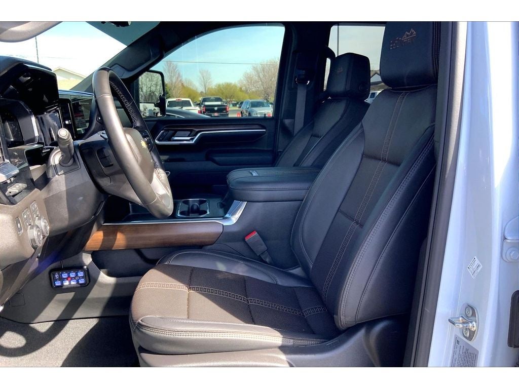 2026 Chevrolet Silverado 3500 High Country
