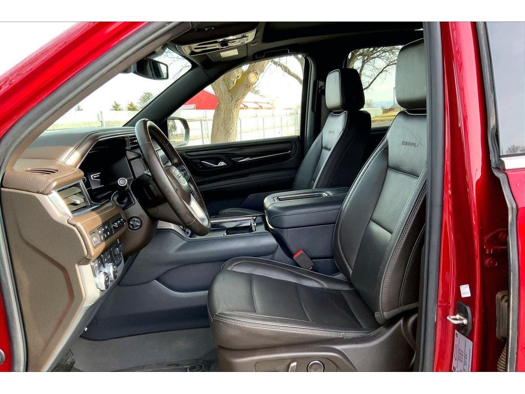 2023 GMC Yukon XL 1500 Denali