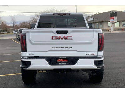 2024 GMC Sierra 2500 AT4