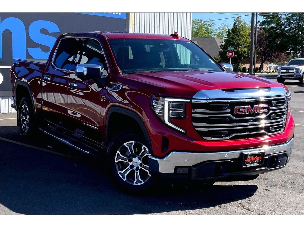 2024 GMC Sierra 1500 SLT