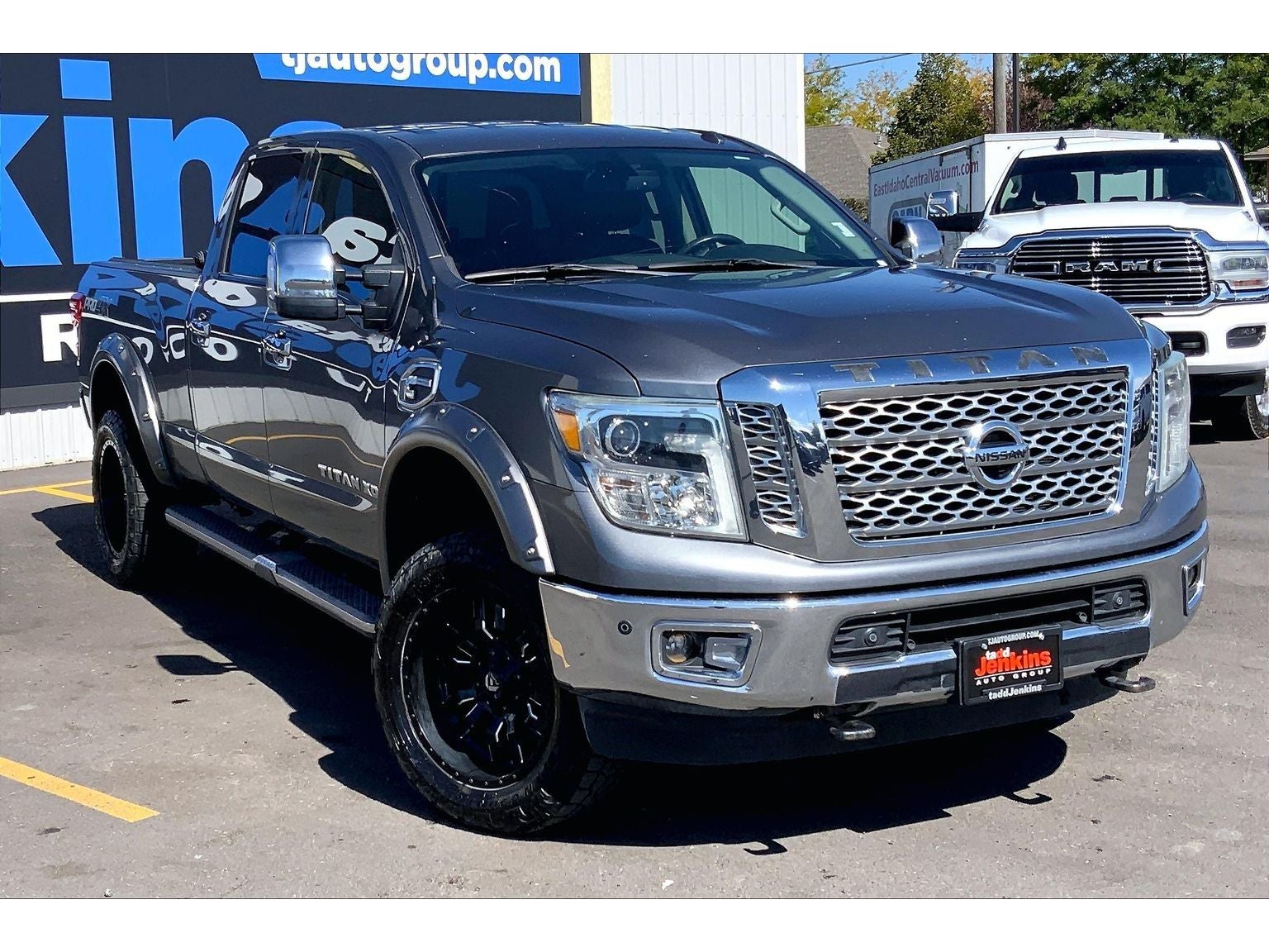 2016 Nissan Titan XD SL