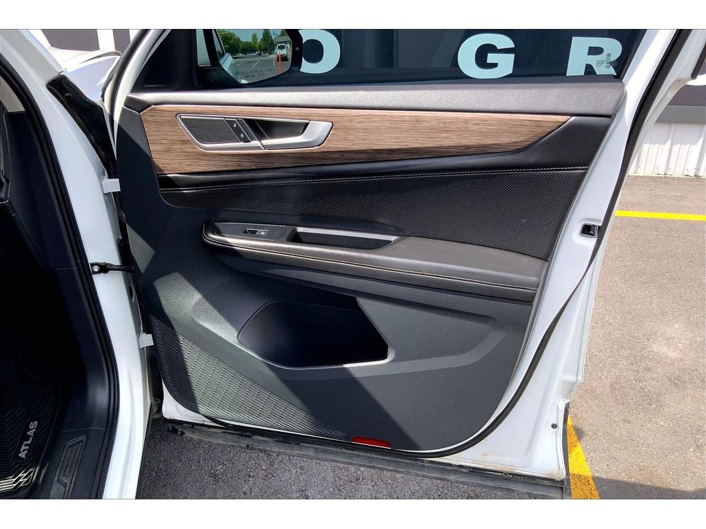 2024 Volkswagen Atlas 2.0T SEL