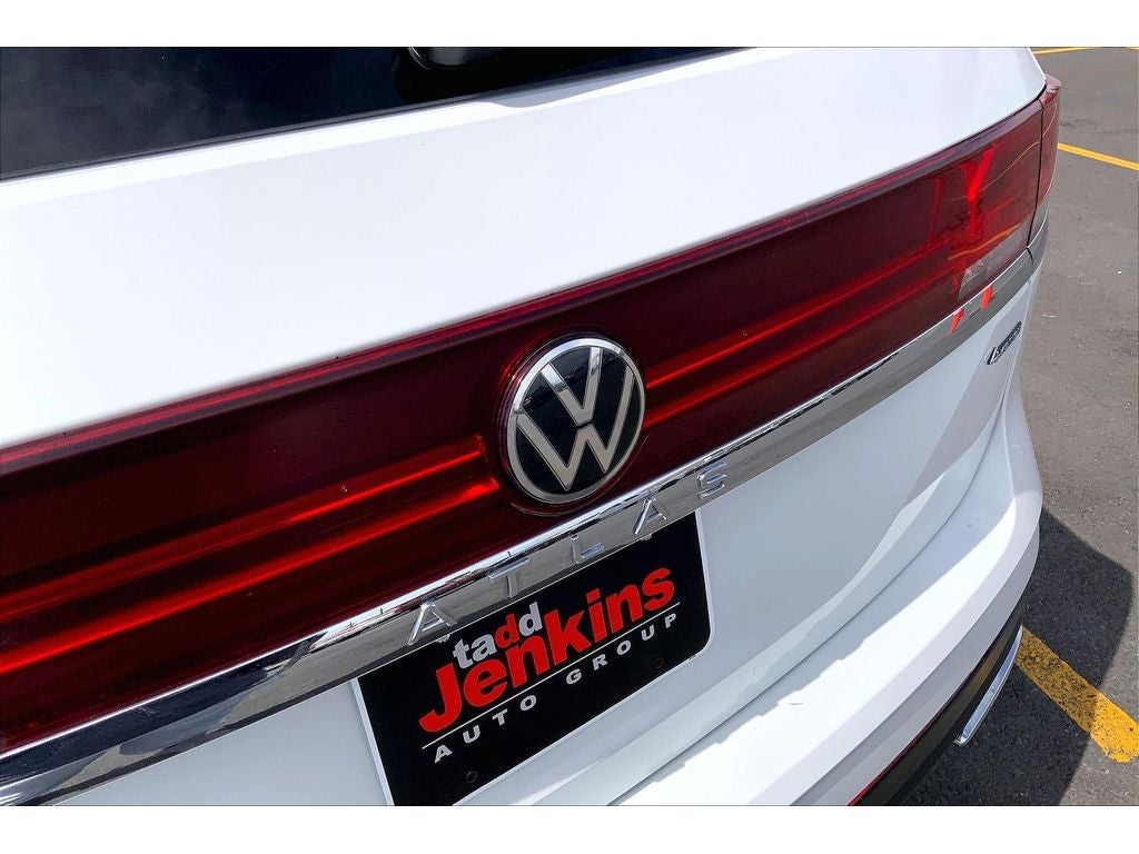 2024 Volkswagen Atlas 2.0T SEL