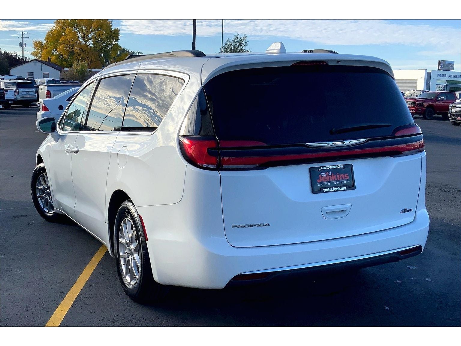 2022 Chrysler Pacifica Touring L
