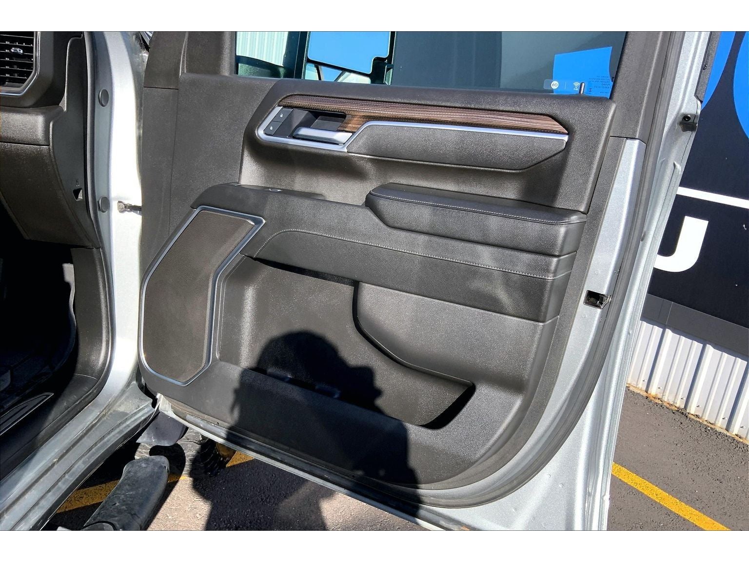 2025 Chevrolet Silverado 3500 LT