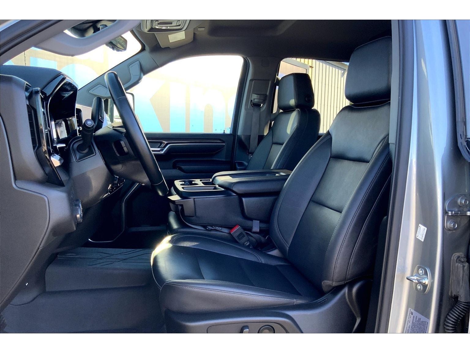2025 Chevrolet Silverado 3500 LT