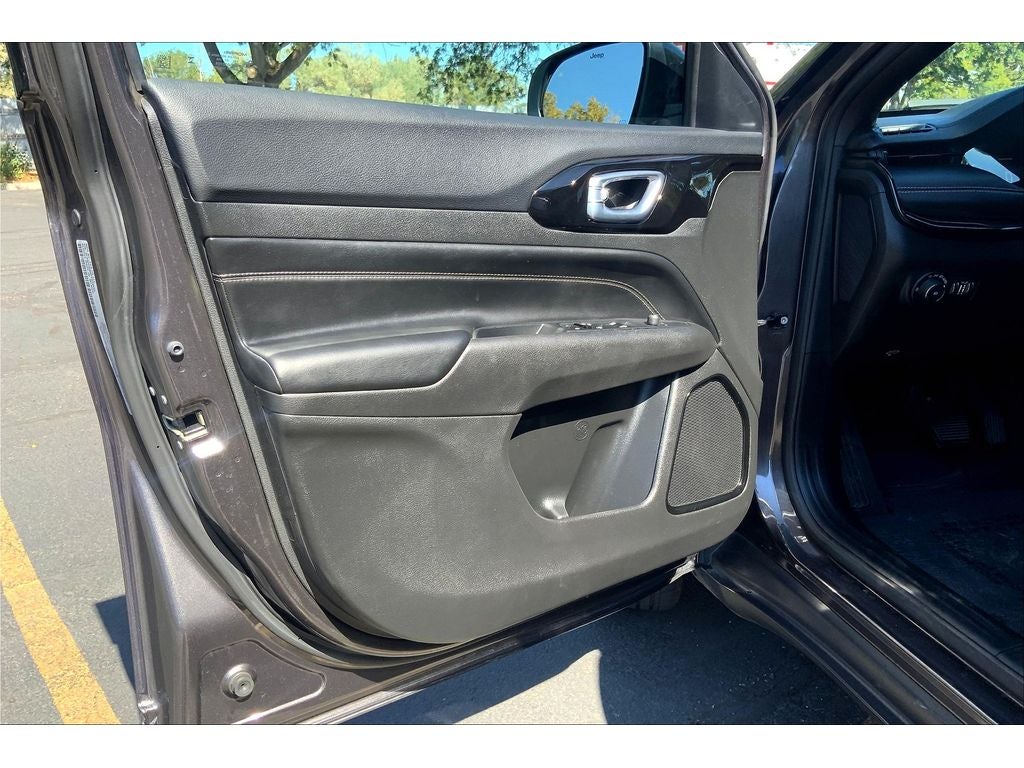 2023 Jeep Compass Altitude