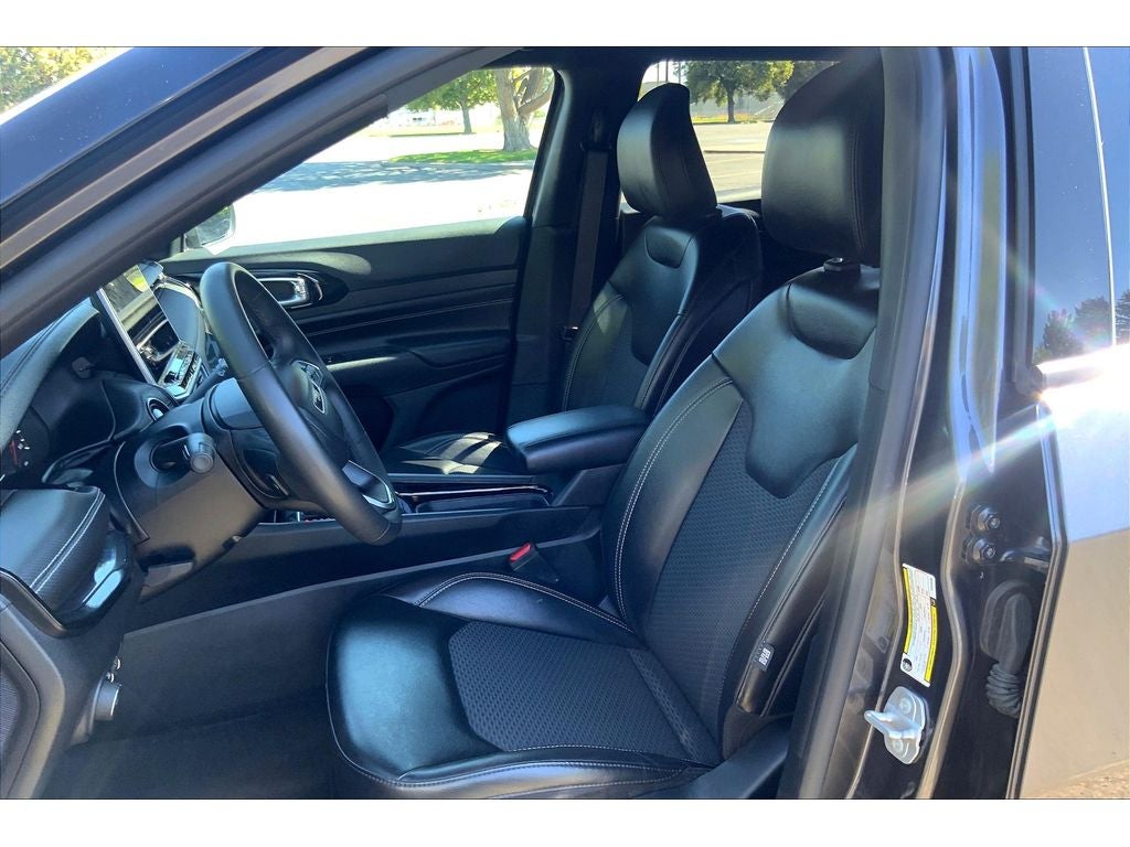 2023 Jeep Compass Altitude