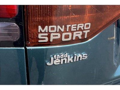 2004 Mitsubishi Montero Sport XLS