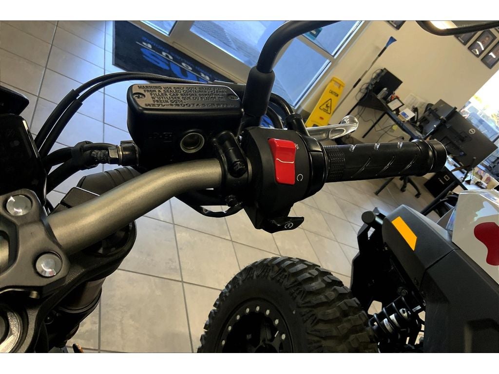 2023 Honda CB650R / CB650R ABS Base