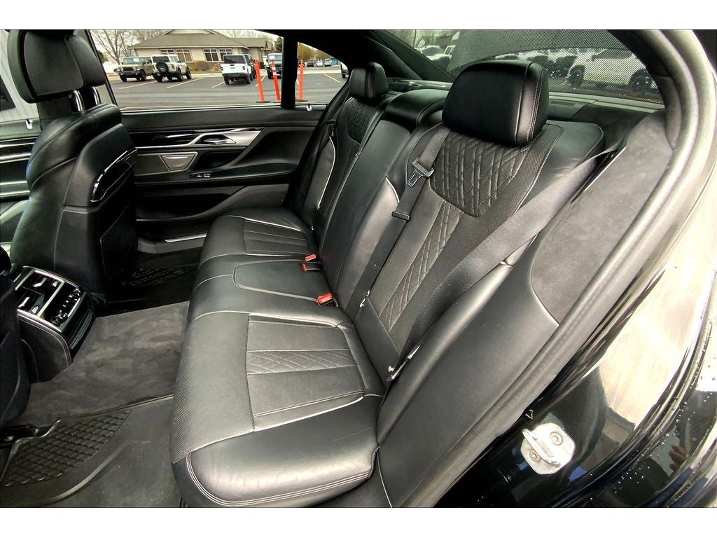 2016 BMW 7 series 750i xDrive