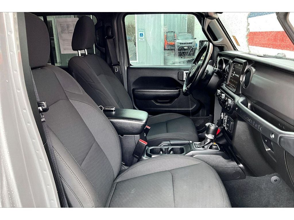 2022 Jeep Wrangler Unlimited Sport