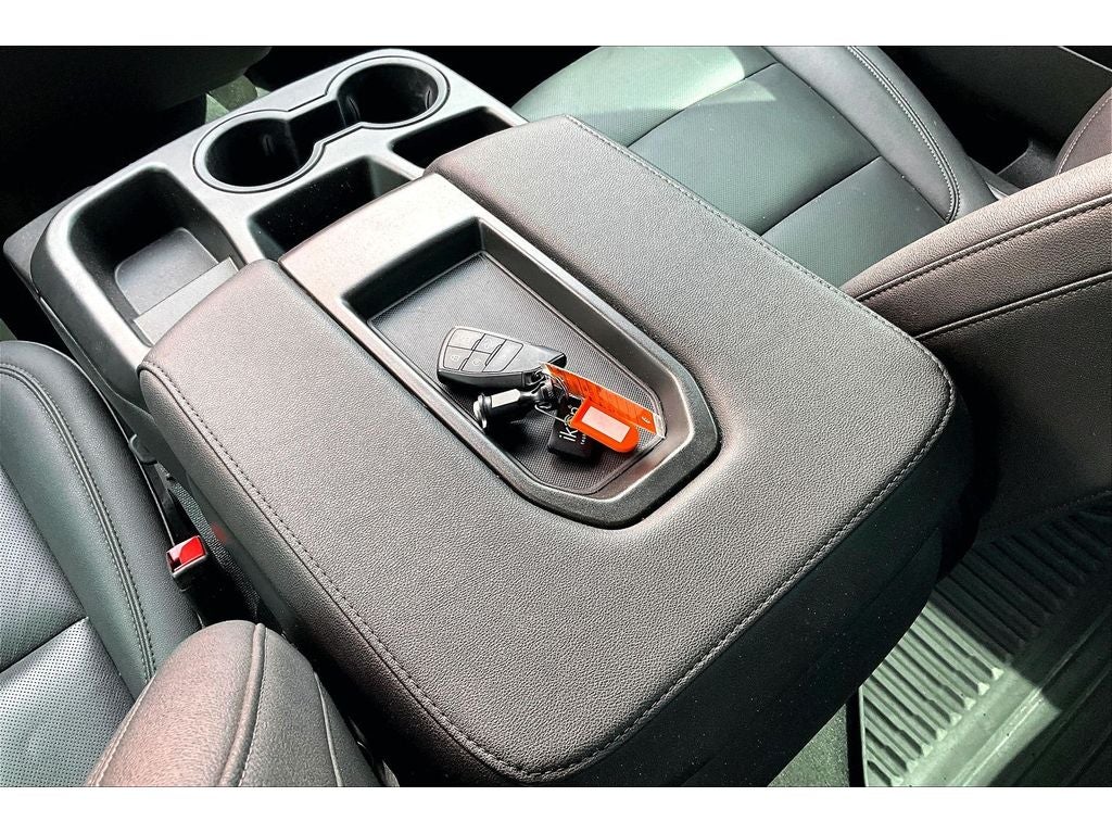 2025 Chevrolet Silverado LTZ