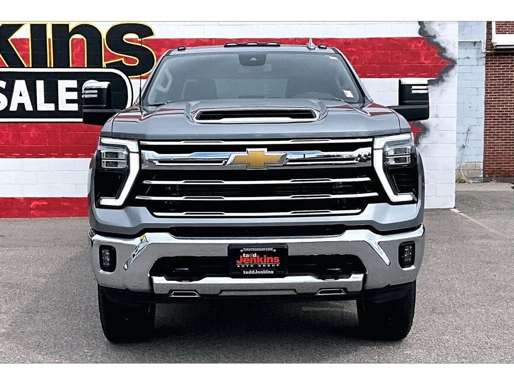 2025 Chevrolet Silverado LTZ