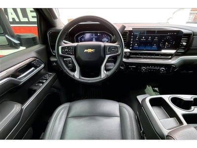 2025 Chevrolet Silverado LTZ