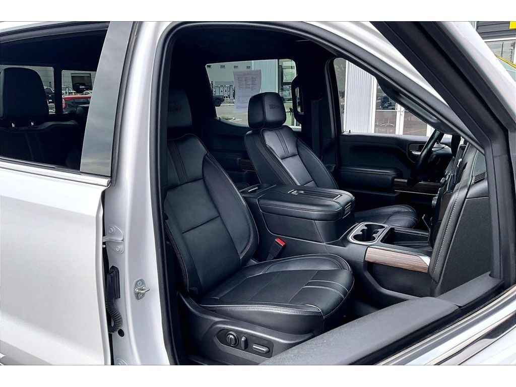 2022 Chevrolet Silverado High Country