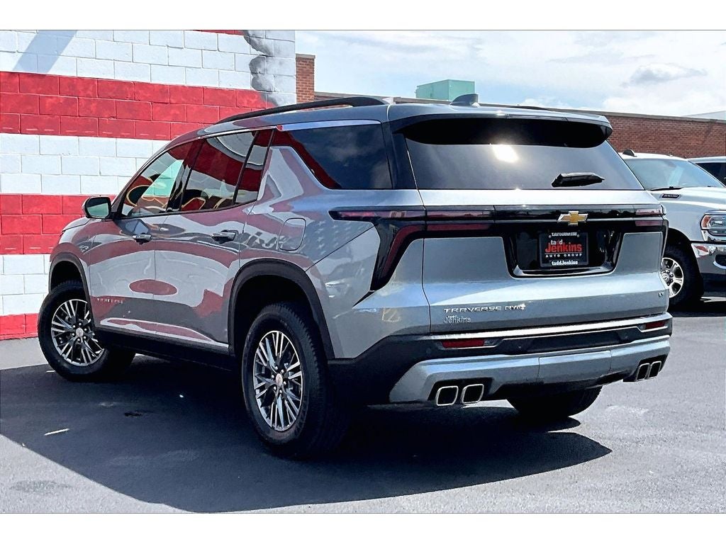 2024 Chevrolet Traverse AWD LT