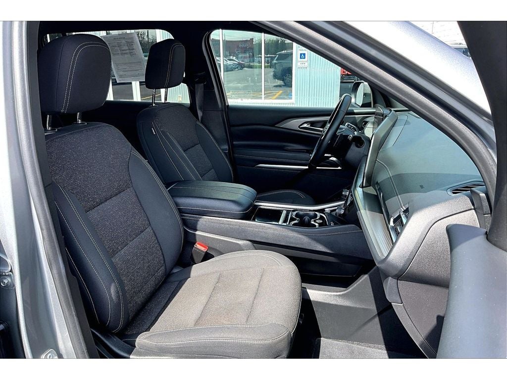 2024 Chevrolet Traverse AWD LT