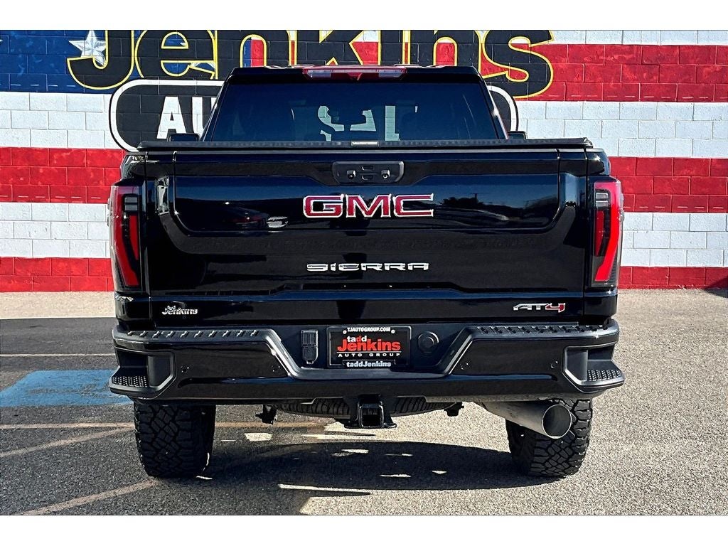 2024 GMC Sierra AT4