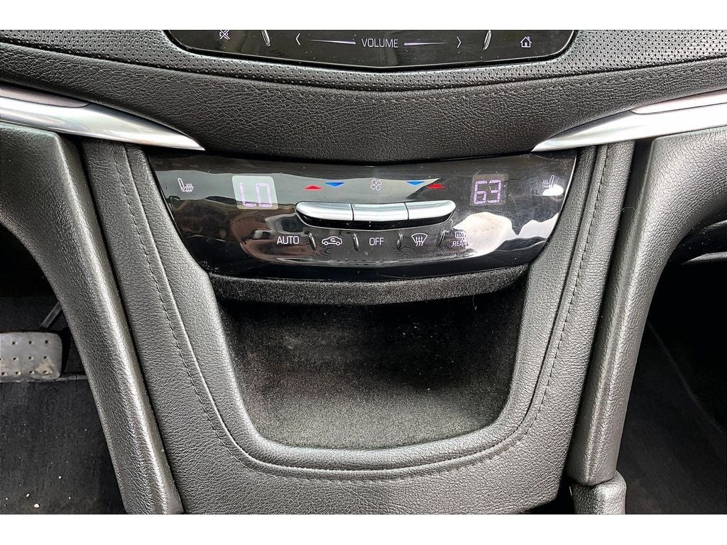 2017 Cadillac XT5 Luxury AWD