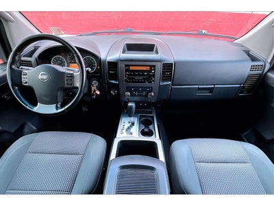 2010 Nissan Titan SE