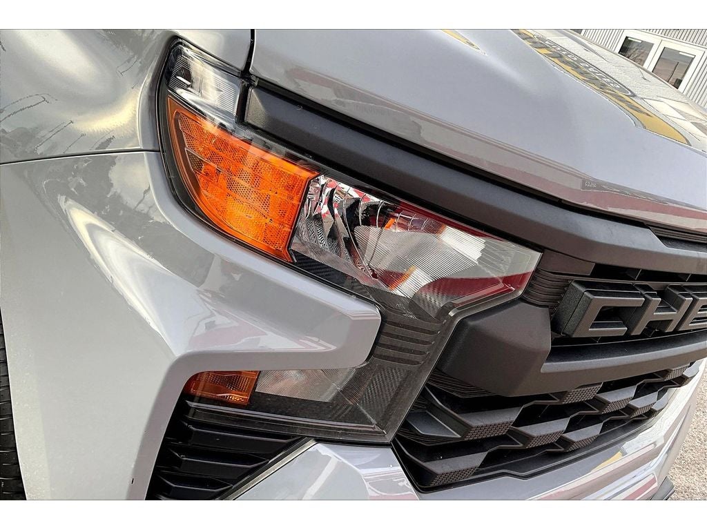 2024 Chevrolet Silverado Custom